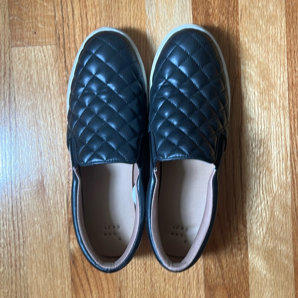 Black quilted Shoes. Used condition.